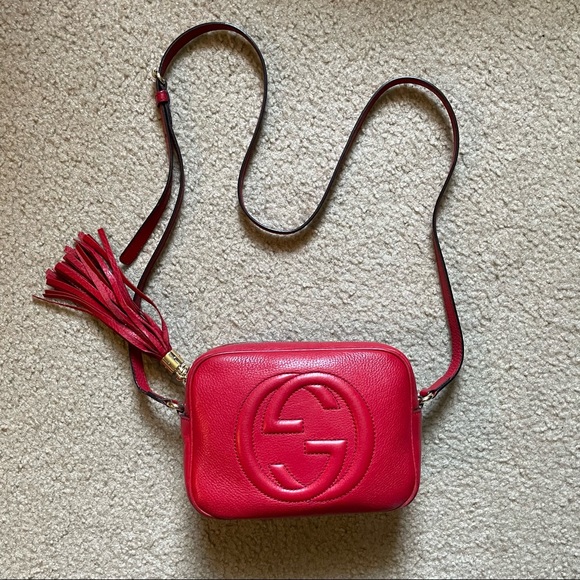 Gucci Handbags - GUCCI Soho Disco Crossbody Bag